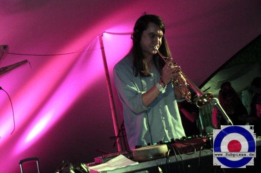 Global Grooves (D) with Loop Motor (D) Labore Festival - Hauptmannsgruen - Zeltbuehne 22. Juli 2016 (11).JPG